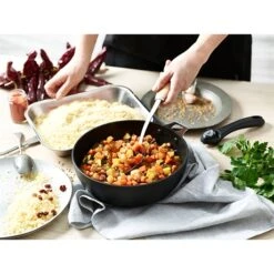 De Buyer Sauteuse Bombée 24 Cm Choc Intense Amovible -Cuisine À Domicile 112004 2 1 Sauteuse bombee 24 cm Choc Intense amovible De Buyer