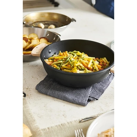 De Buyer Sauteuse Bombée Choc Extreme Loqy 24 Cm 2 De Buyer Sauteuse Bombée Choc Extreme Loqy 24 Cm – Image 2