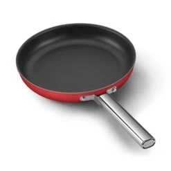 Smeg Poêle Aluminium Antiadhésive 30 Cm Rouge Mat -Cuisine À Domicile 131024 3 1 Poele aluminium antiadhesive 30 cm rouge mat Smeg