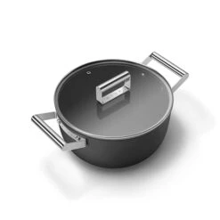 Smeg Faitout Bas Aluminium Antiadhésif 24 Cm Noir Mat Avec Couvercle En Verre Trempé 5 Smeg Faitout Bas Aluminium Antiadhésif 24 Cm Noir Mat Avec Couvercle En Verre Trempé -Cuisine À Domicile 133002 2 1 Faitout bas aluminium antiadhesif 24 cm noir mat avec couvercle en verre trempe Smeg