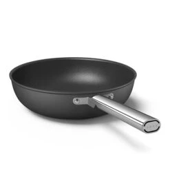 Smeg Wok Aluminium Antiadhésif 30 Cm Noir Mat -Cuisine À Domicile 133005 2 4 Wok aluminium antiadhesif 30 cm noir mat Smeg