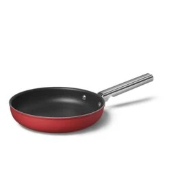 Smeg Lot De 3 Poêles Aluminium Antiadhésives Rouges -Cuisine À Domicile 139004 2 1 Lot de 3 poeles aluminium antiadhesives rouges Smeg