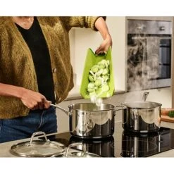 Joseph Joseph Planche à Découper Pliable Chop2pot Plus Verte -Cuisine À Domicile 450022 4 1 Planche a decouper pliable Chop2pot Plus verte Joseph Joseph