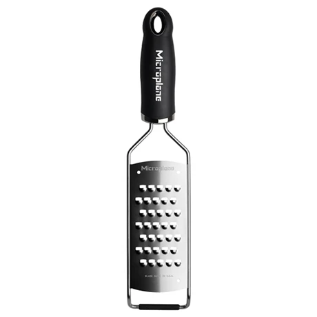 Microplane Râpe à Fromage Extra Grossier Gourmet Noire 1 Microplane Râpe à Fromage Extra Grossier Gourmet Noire