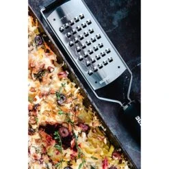 Microplane Râpe à Fromage Extra Grossier Gourmet Noire 7 Microplane Râpe à Fromage Extra Grossier Gourmet Noire -Cuisine À Domicile 478015 2 1 Rape a fromage Extra grossier Gourmet noire Microplane