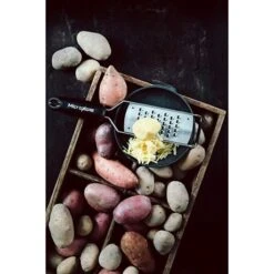 Microplane Râpe à Fromage Extra Grossier Gourmet Noire 9 Microplane Râpe à Fromage Extra Grossier Gourmet Noire -Cuisine À Domicile 478015 4 1 Rape a fromage Extra grossier Gourmet noire Microplane