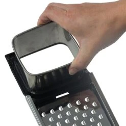 Mandoline à Spaetzle Courts -Cuisine À Domicile 478028 2 2 Mandoline a spaetzle courts Kela