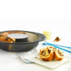 Moule à Savarin Silicone -Cuisine À Domicile 512132 2 1 Moule a savarin silicone Mastrad