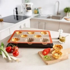 Plaque De 8 Empreintes à Briochettes -Cuisine À Domicile 512242 2 3 Plaque de 8 empreintes a briochettes Silpat