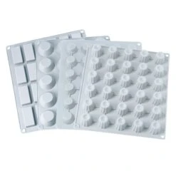 Lot Assortiment 4 Grandes Plaques à Pâtisseries: Muffins, Tartelettes, Canelés, Financiers