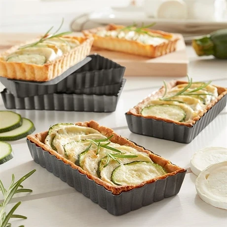 Lot De 8 Moules à Tartelettes à Fond Amovibles 3 Lot De 8 Moules à Tartelettes à Fond Amovibles – Image 3