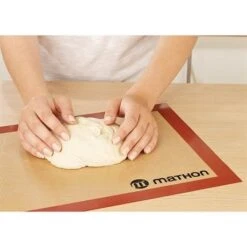 Lot Rectangle à Gâteau Extensible Et Tapis De Cuisson Pro En Silicone -Cuisine À Domicile 54978 3 1 Lot Rectangle a gateau extensible et Tapis de cuisson pro en silicone Mathon