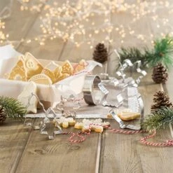 Set De 20 Emporte-pièces De Noël En Inox 9 Set De 20 Emporte-pièces De Noël En Inox -Cuisine À Domicile 571002 4 7 Set de 20 emporte pieces de noel en inox Mathon