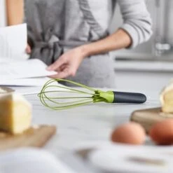 Joseph Joseph Fouet 2 En 1 En Silicone 28 Cm -Cuisine À Domicile 613029 3 1 Fouet 2 en 1 en silicone 28 cm Joseph Joseph